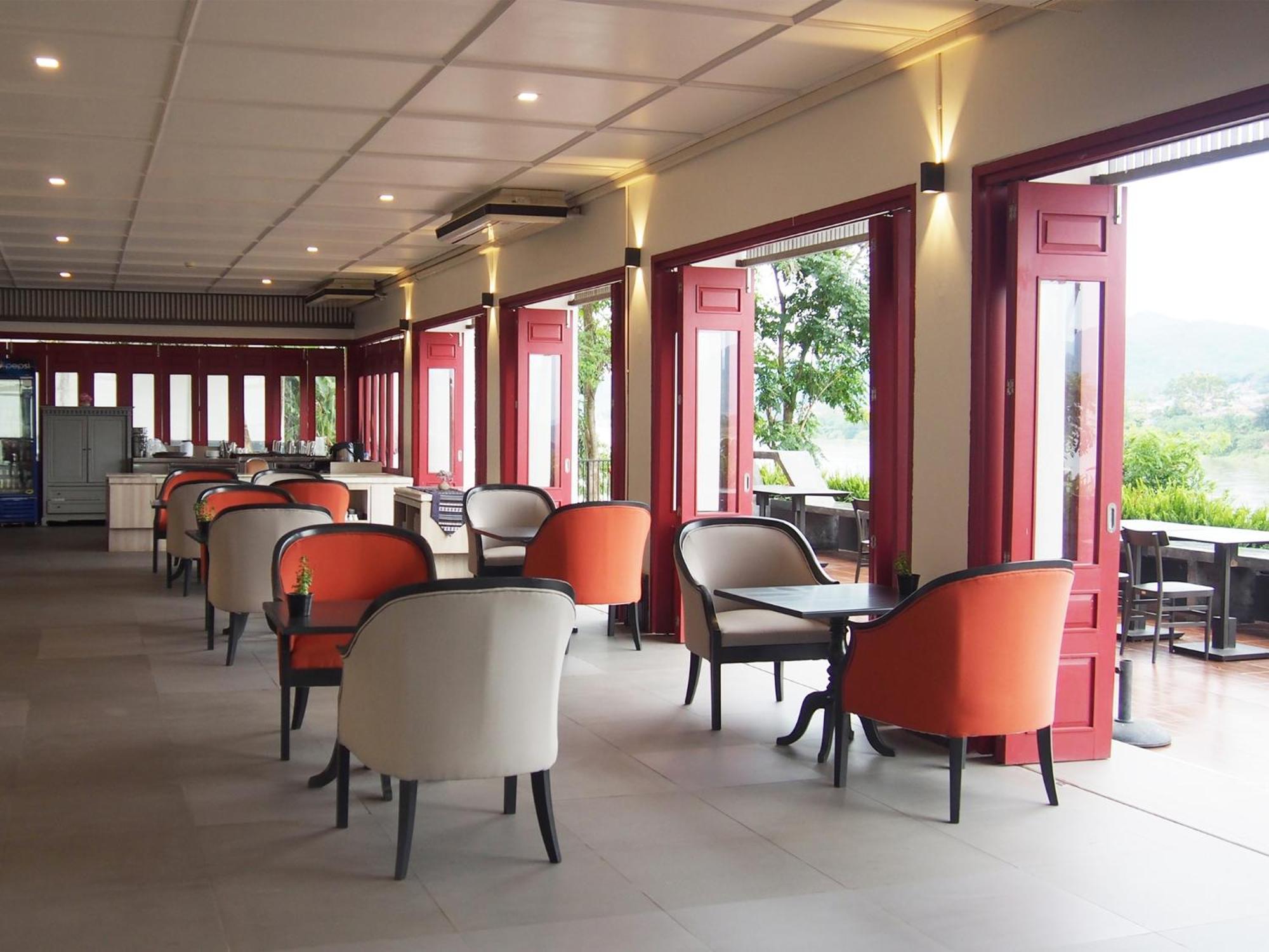 Fortune Riverview Hotel Чианг Кхонг Экстерьер фото